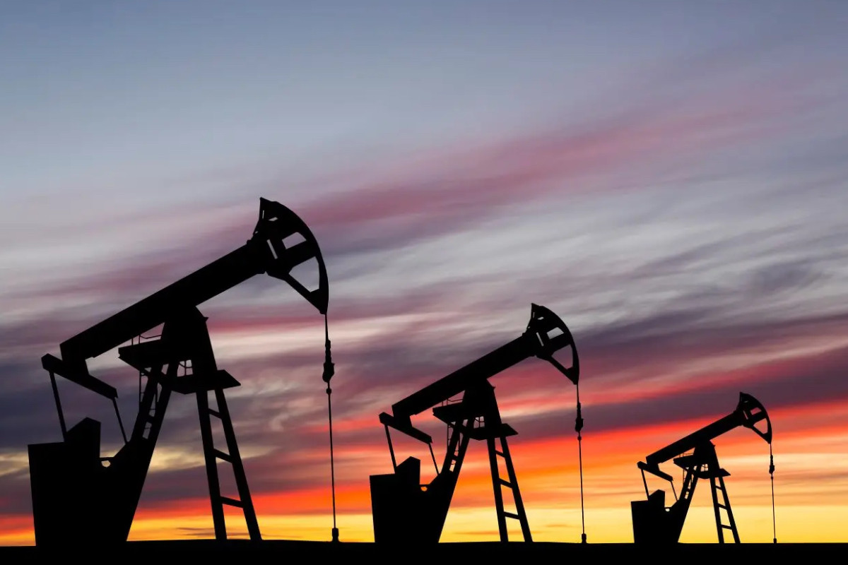 Precio del petróleo sube a máximos de dos años tras nuevas sanciones de EE.UU. a Rusia