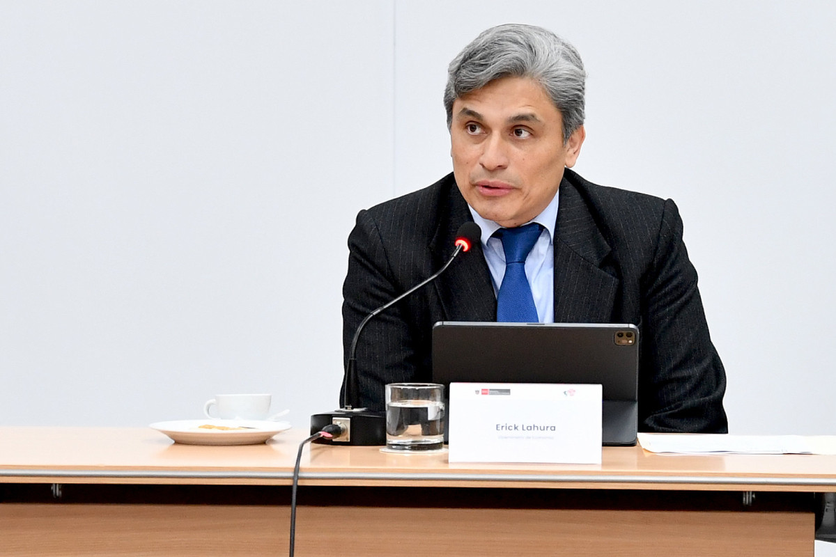 mef-erick-lahura-renuncio-al-viceministerio-de-economia