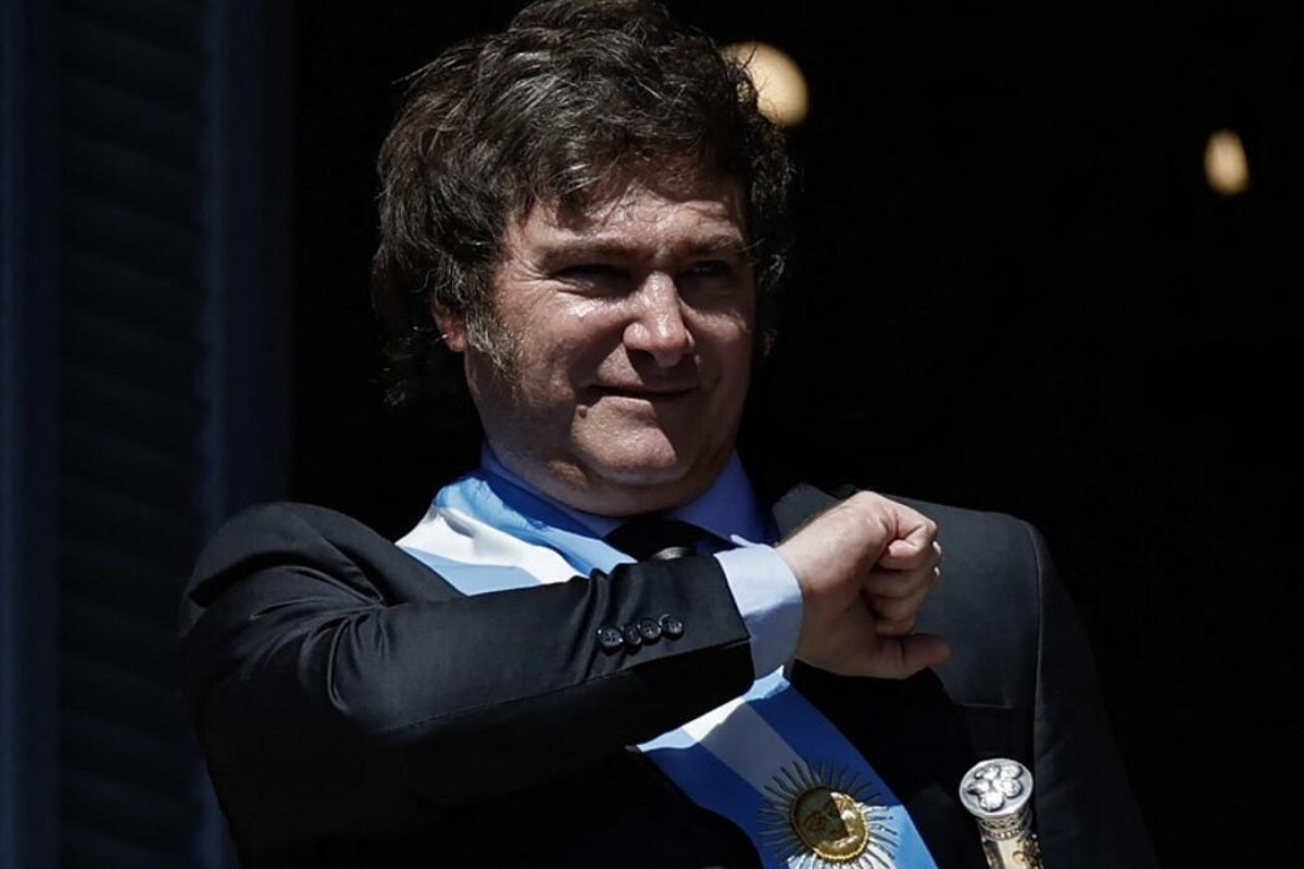 javier-milei-argentina-opinion-ft-bonos-y-divisas-en-argentina-se-disparan-tras-victoria-del-partido-de-javier-milei