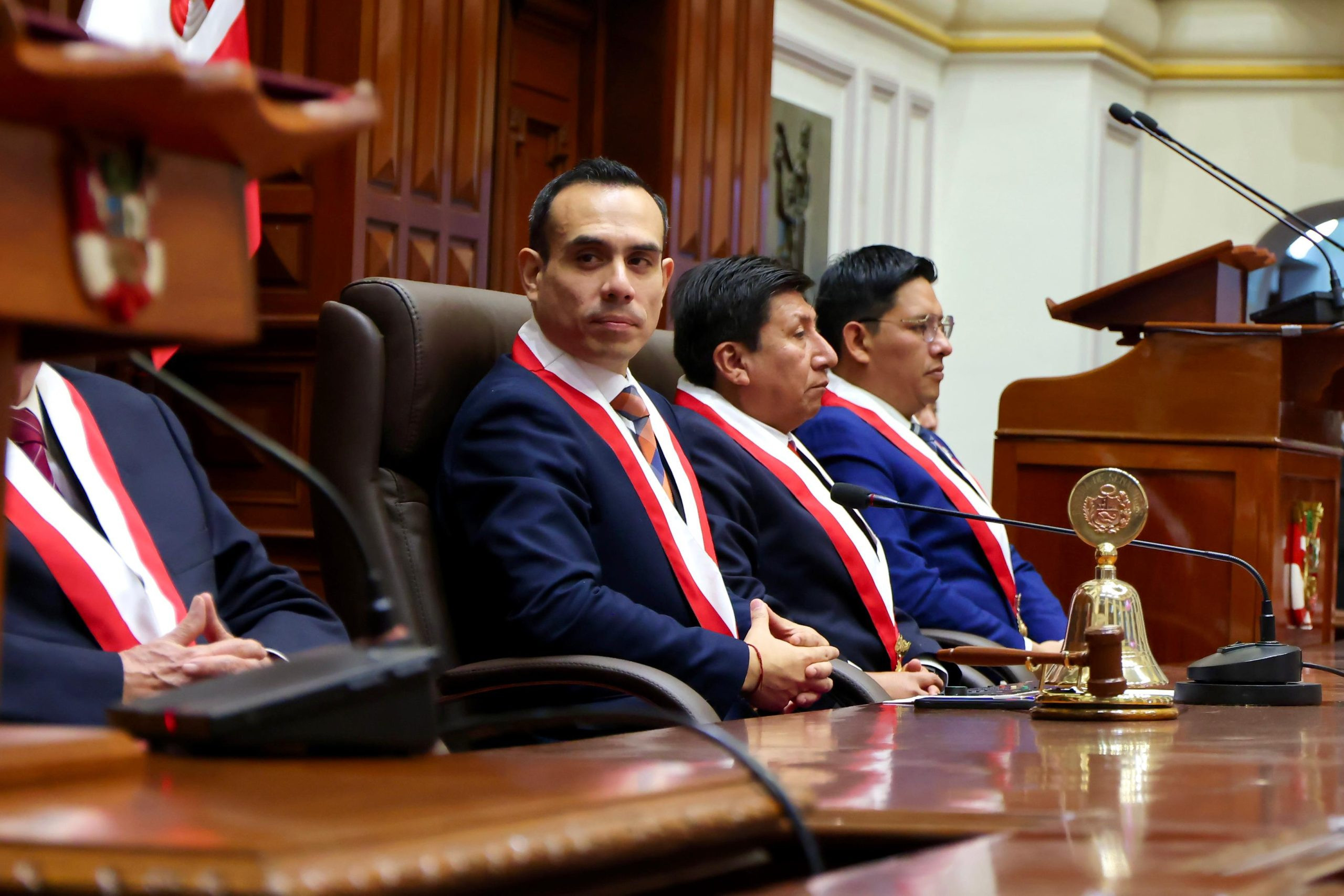 jose-jeri-logro-mayoria-de-aprobacion-pero-mas-de-la-mitad-cuestiona-su-asuncion