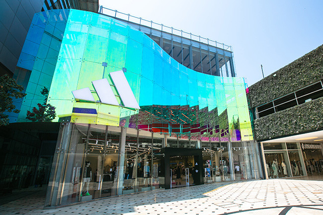 <p><span style="background-color: transparent; color: rgb(0, 0, 0);">Adidas inaugura Brand Center en Lima, el más grande de Sudamérica</span></p>