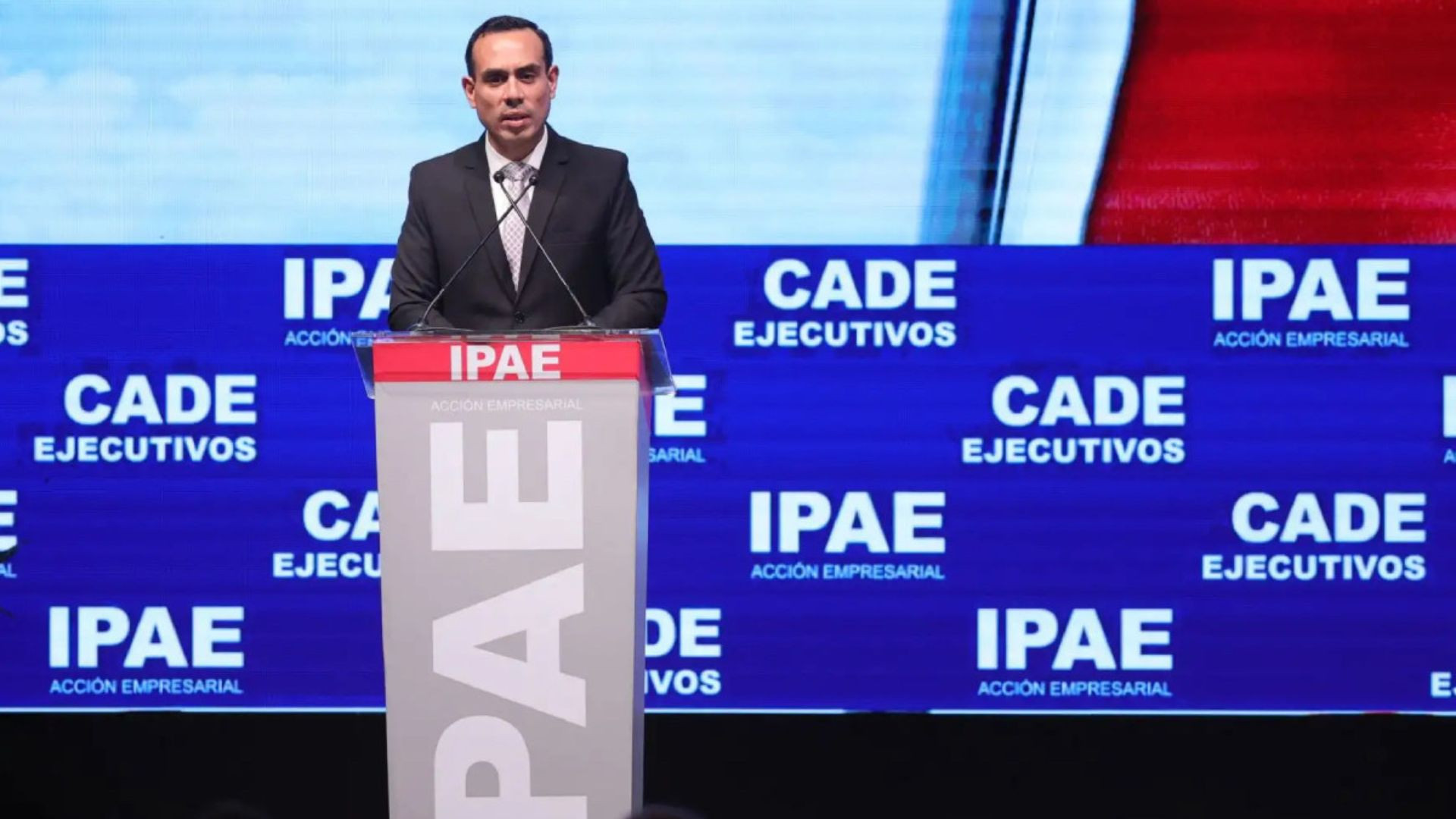 cade-ejecutivos-2025-presidente-jose-jeri-llamo-a-la-unidad-para-construir-un-pais-seguro-competitivo-y-justo-titular