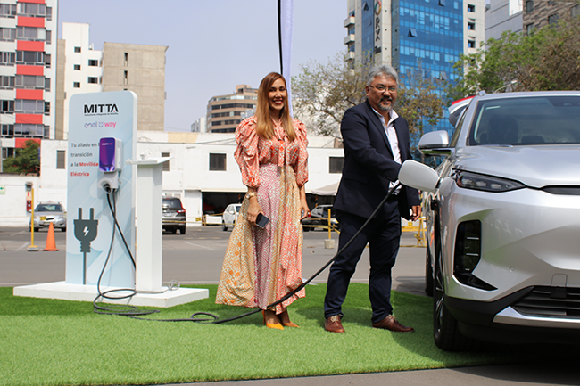 Vehículos electrificados: aliados clave para las empresas en el Perú
