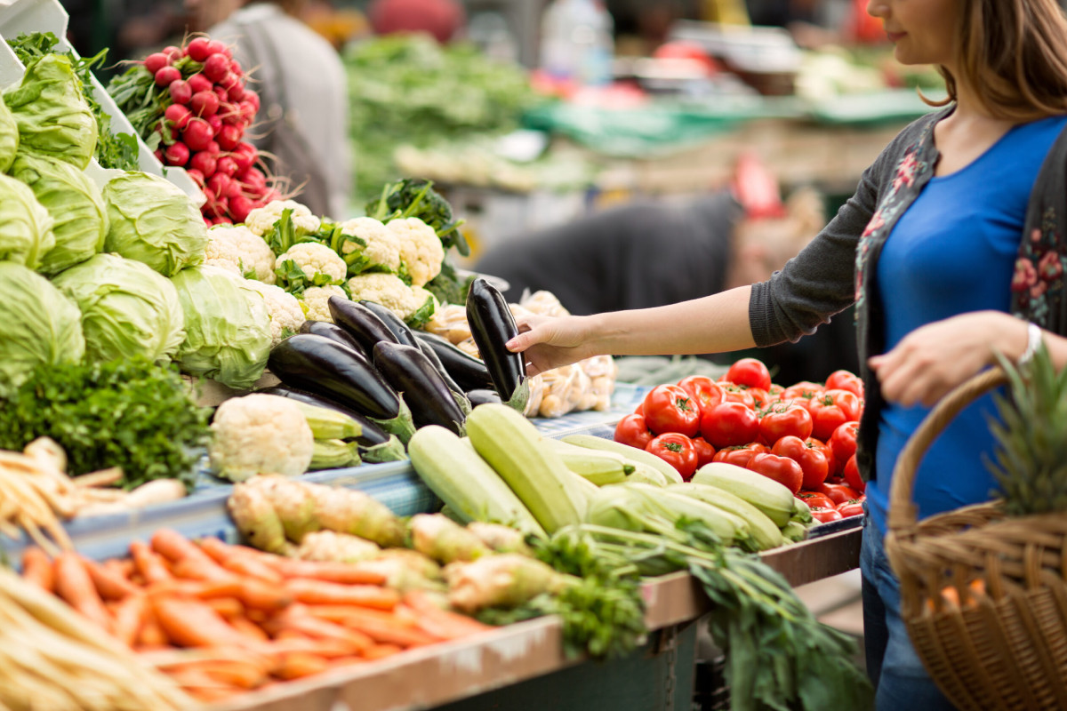 <p>Inflación anual se ubicó en 1.37% en noviembre y permaneció por debajo del punto medio de la meta del BCR</p>