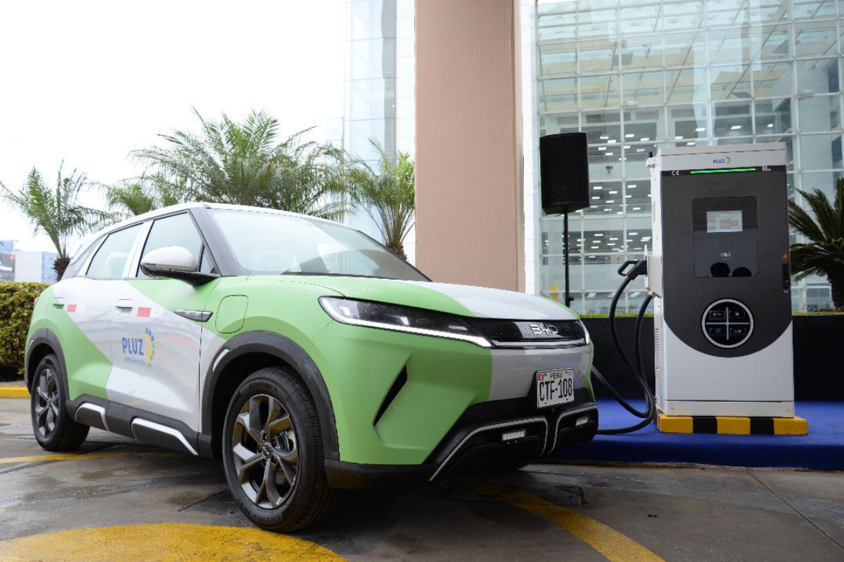 pluz-energia-coloco-s220-millones-en-bonos-en-dos-emisiones-en-el-mercado-local