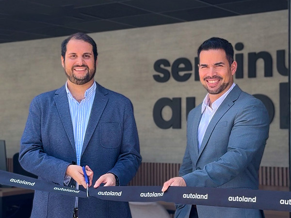 <p class="ql-align-justify">Autoland marca un nuevo estándar en seminuevos con su tienda insignia</p>