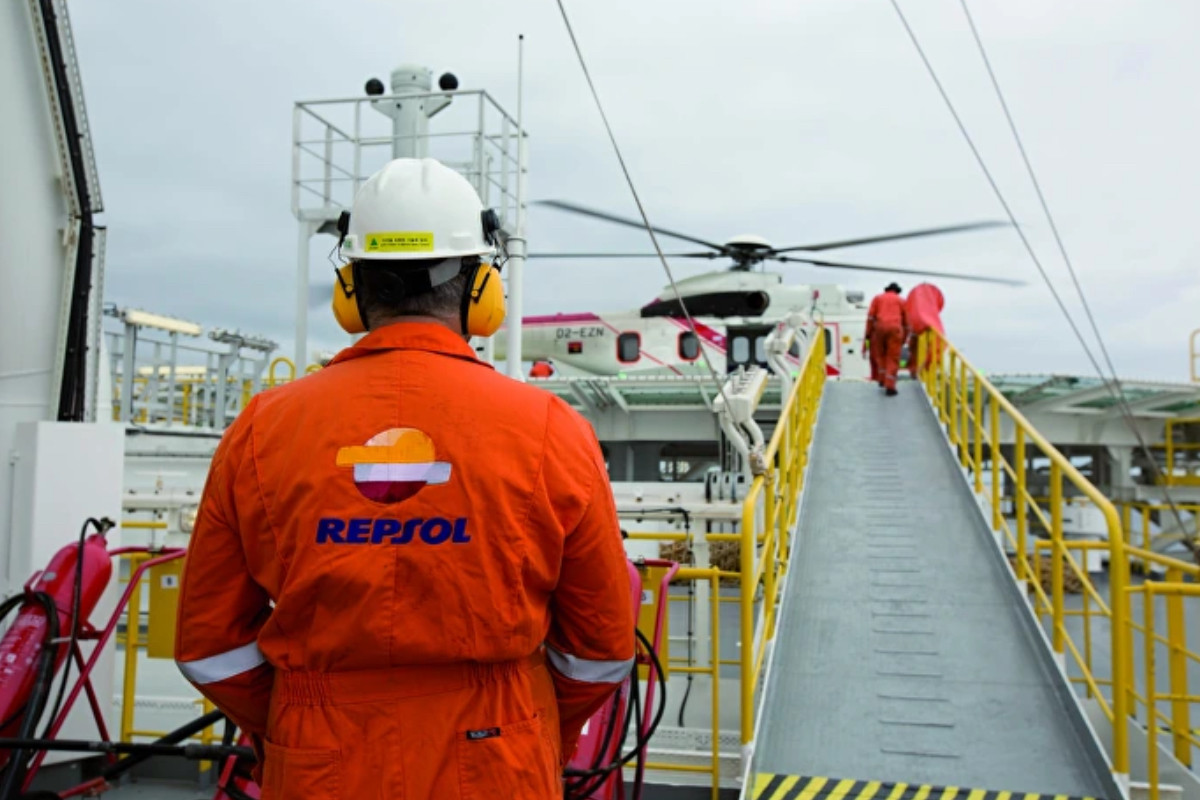 <p>Repsol pone sobre la mesa nuevas inversiones para triplicar su producción de crudo en Venezuela</p>