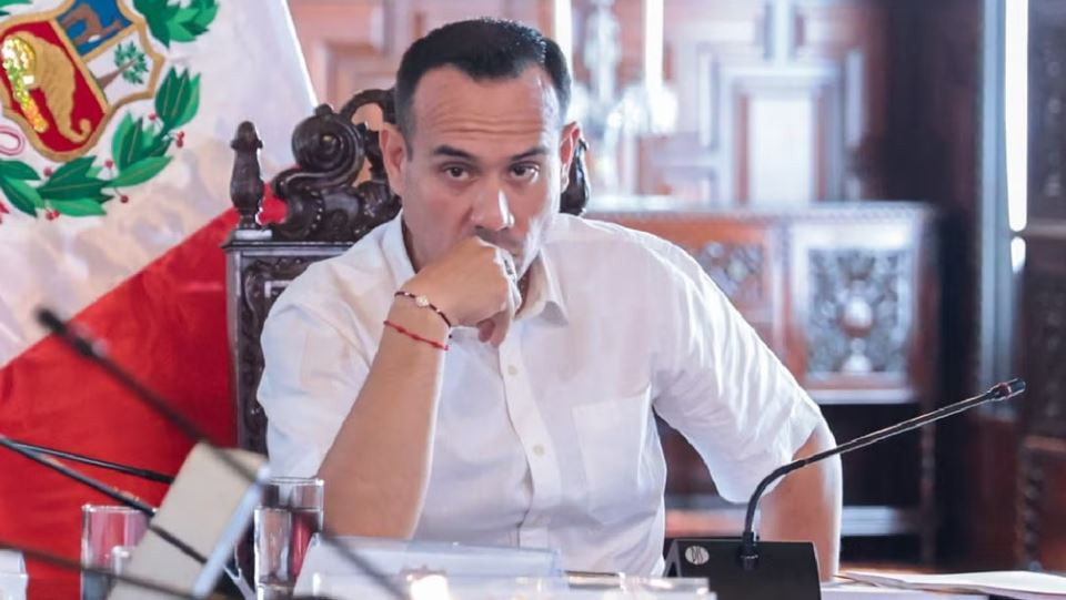 [Editorial] Oscurantismo presidencial