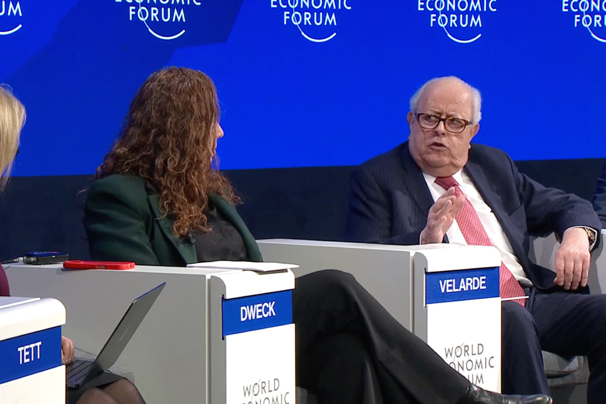 Foro Económico Mundial: Julio Velarde destacó estabilidad macro del Perú, pese a cambio de nueve presidentes