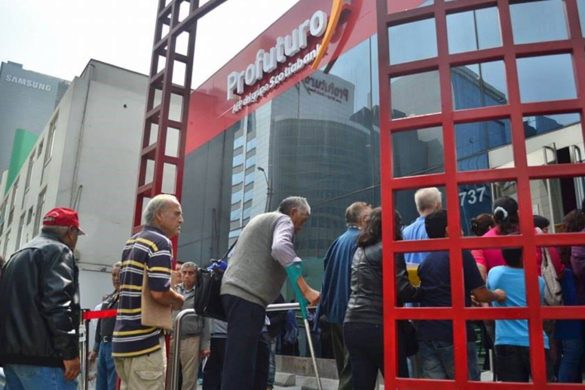 afp-bcr-incremento-el-limite-para-inversiones-fuera-del-pais-a-505