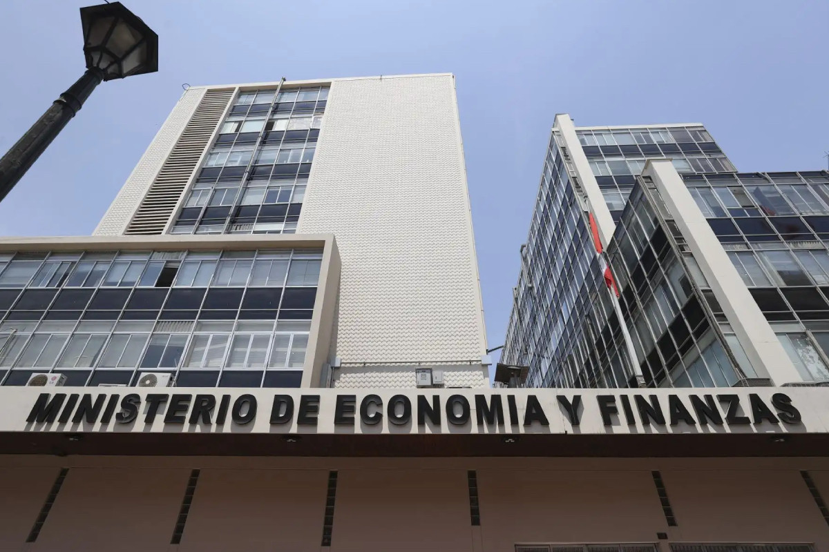 scotiabank-preve-deficit-fiscal-de-2-del-pbi-en-2026-por-encima-de-la-meta-oficial