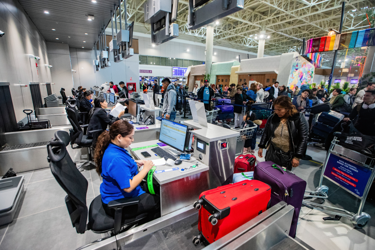 lap-adjudico-a-cosco-shipping-y-anjun-la-operacion-de-almacenes-de-carga-en-el-jorge-chavez