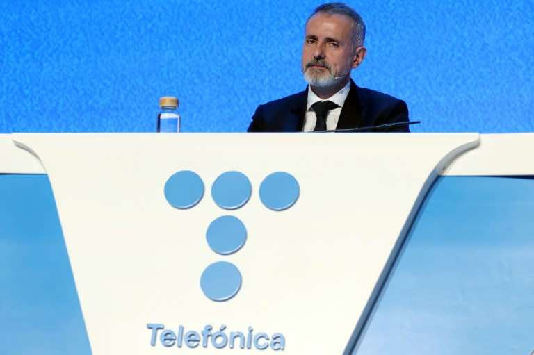 matriz-de-telefonica-anoto-perdidas-por-us5080-millones-en-2025-por-recorte-de-personal-y-venta-de-filiales-en-latinoamerica