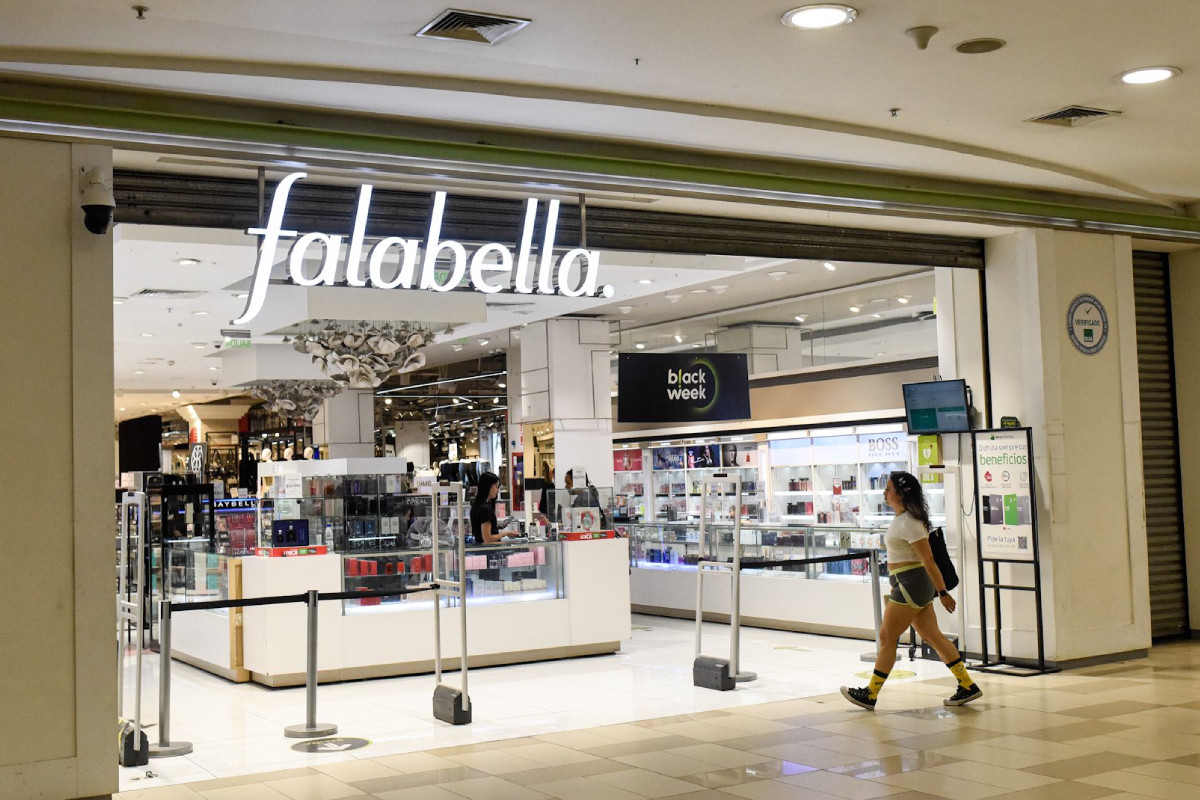 Falabella casi triplicó su utilidad y cerró 2025 con US$1,485 millones