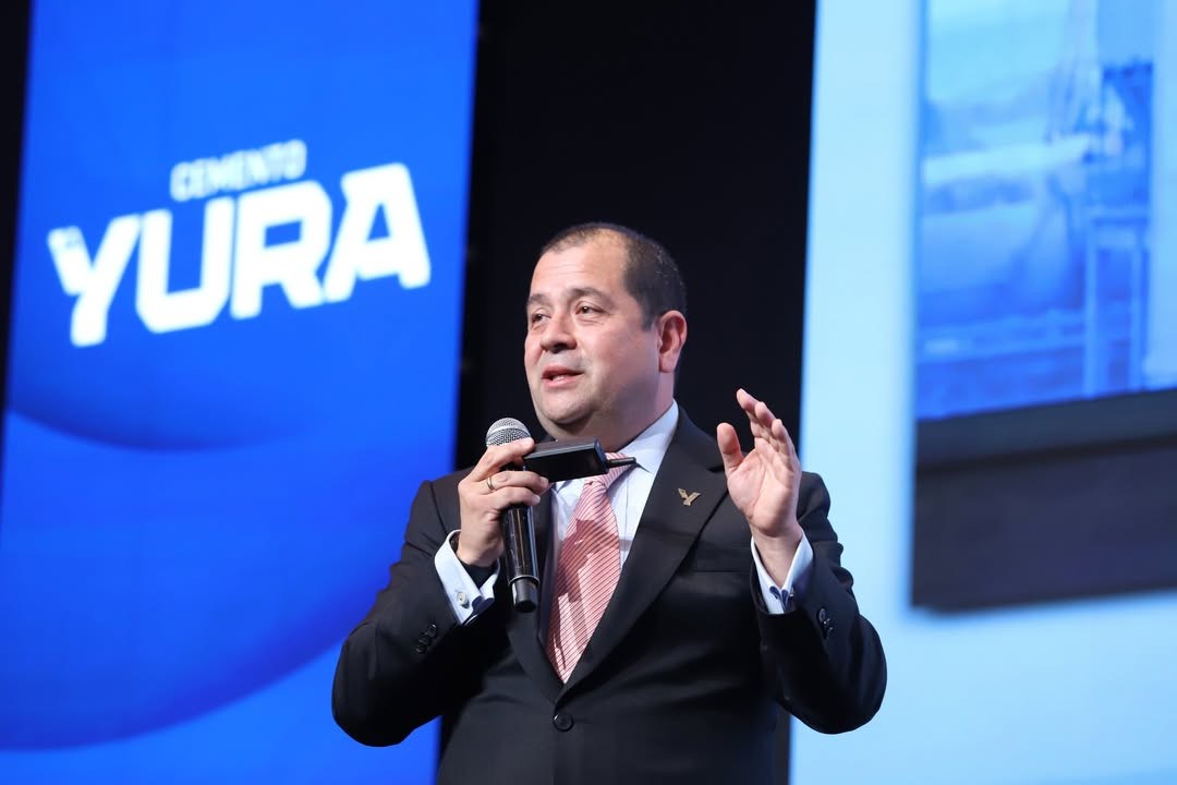 <p><span style="color: rgb(48, 48, 48);">Juan Carlos Burga dejó la gerencia general de Cementos Yura </span></p>