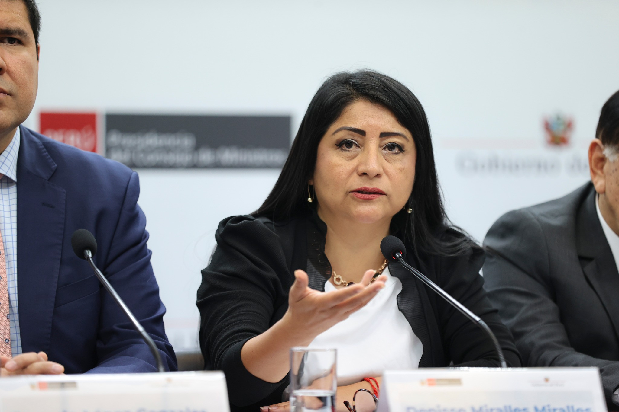 gremios-empresariales-instan-al-congreso-a-otorgar-el-voto-de-confianza-al-gabinete-miralles-para-asegurar-la-estabilidad