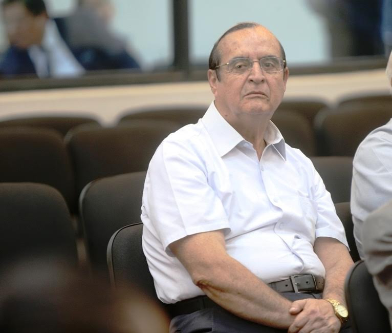 Vladimiro Montesinos: Poder Judicial condenó a exasesor presidencial a 20 años de prisión por ‘caso sobres bomba’