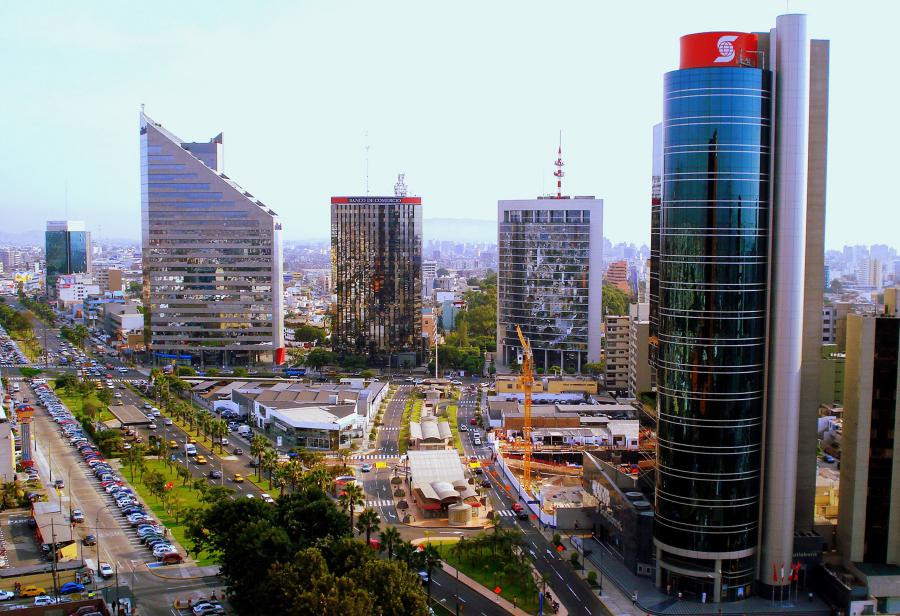 <p>Un punto de inflexión para América Latina, por Ignacio Aramburú</p>