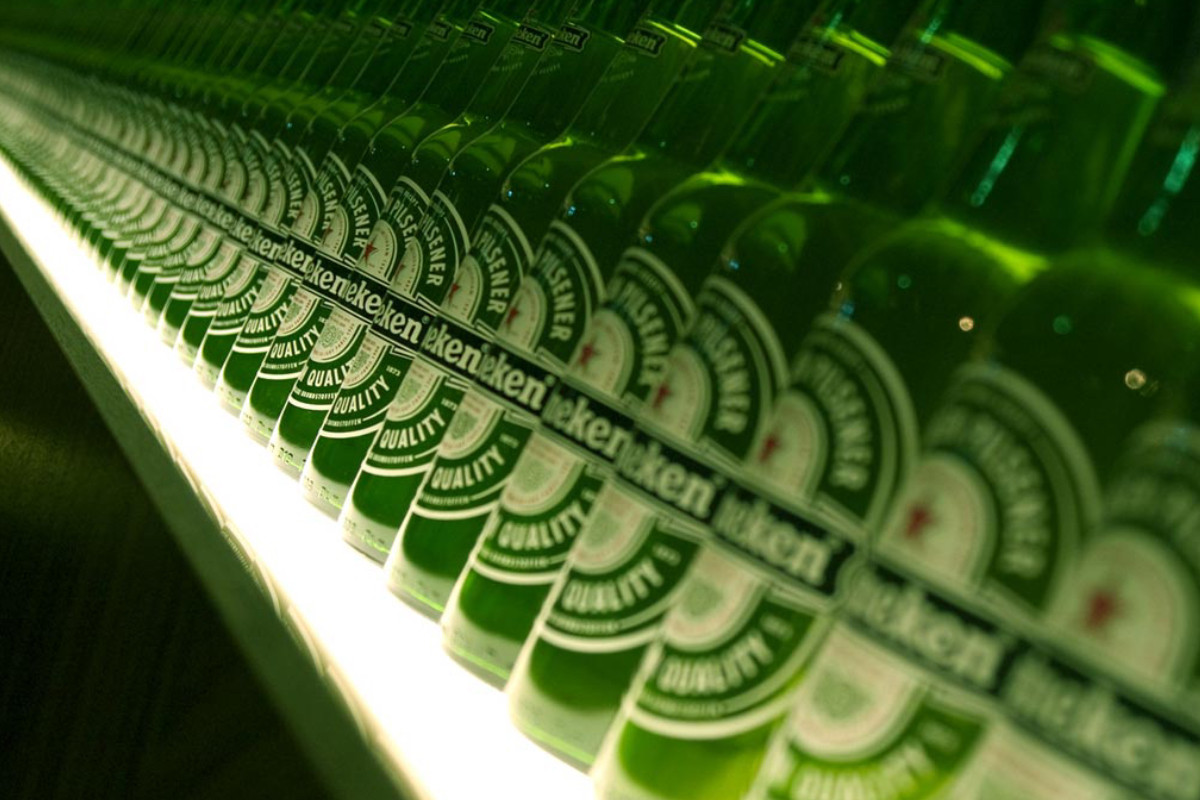 heineken-peru-acordo-distribucion-exclusiva-con-arca-continental-para-fortalecer-su-cobertura-en-lima
