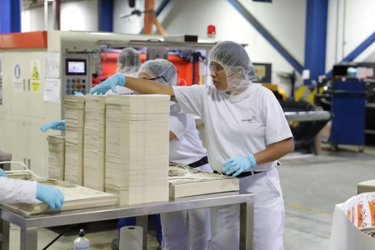 bcr-empleo-formal-crecio-42-en-febrero-y-sumo-246000-puestos