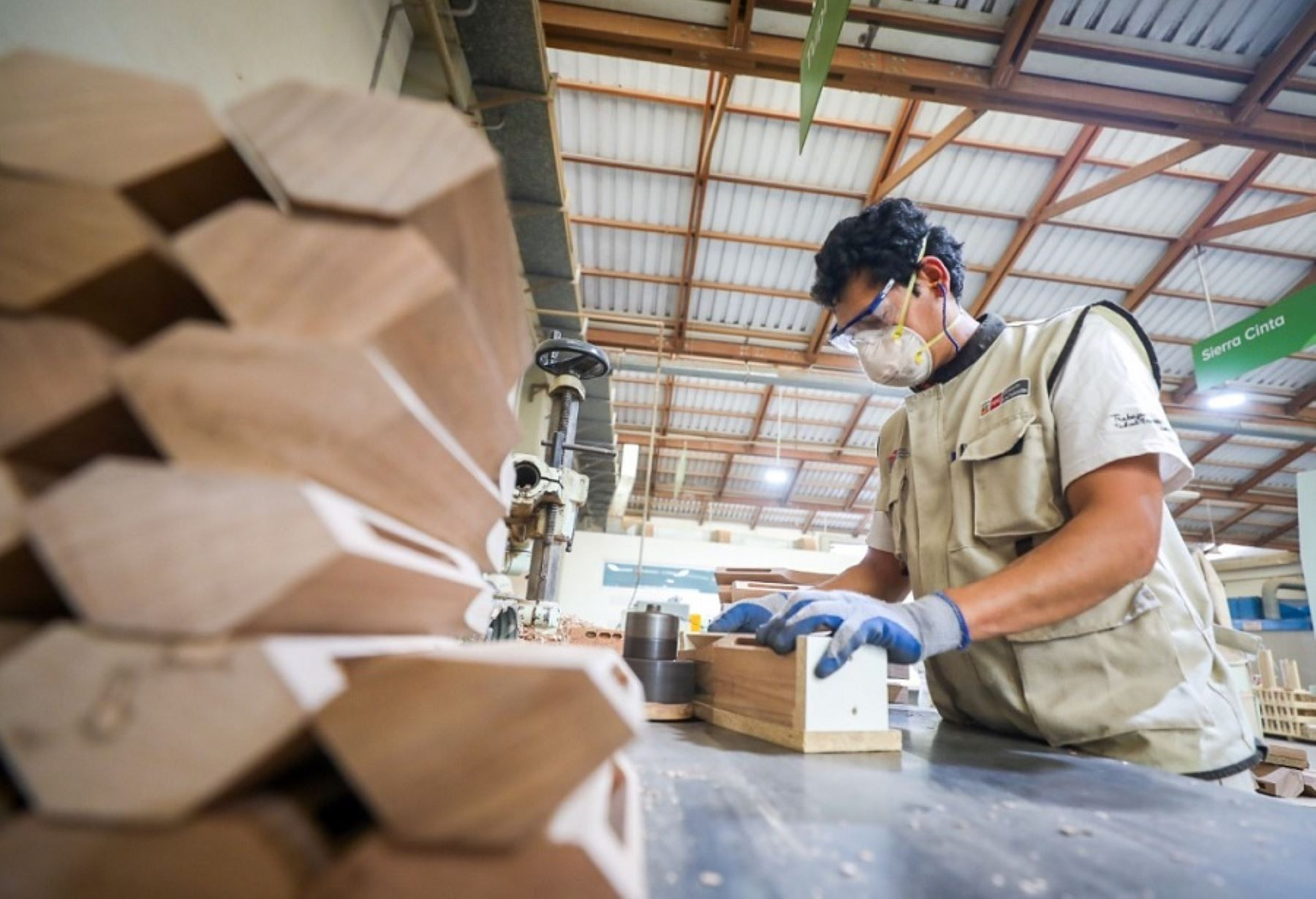 <p>Financiamiento de microfinancieras: cómo el ruido político está empezando a impactar al crédito mype</p>