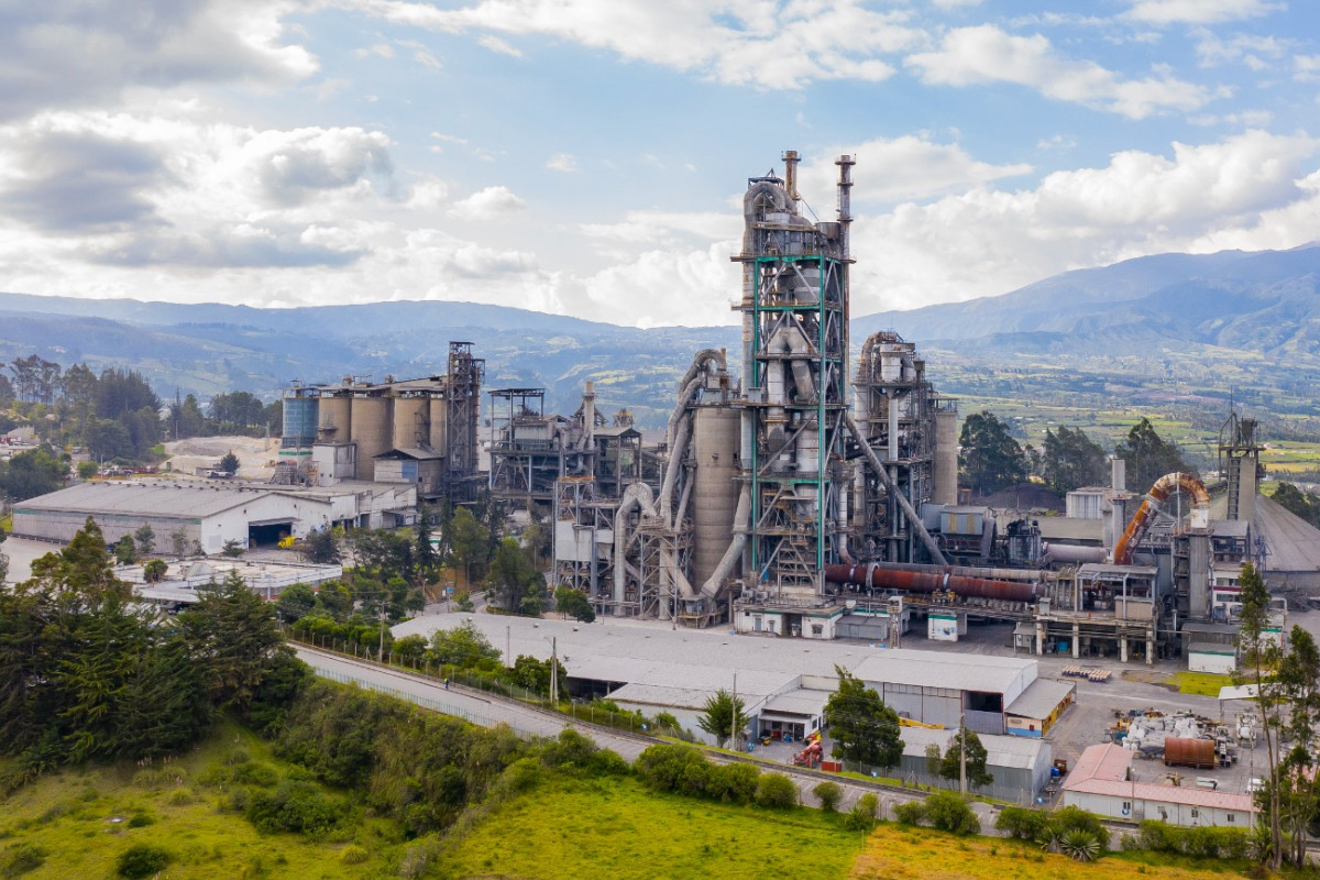 grupo-unacem-incremento-sus-ingresos-en-71-y-supero-los-s1789-millones-en-el-1t26