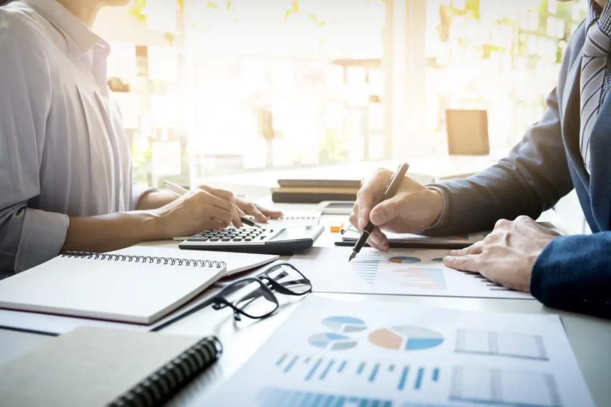 <p>Claves de inversión en ciclos electorales, por Iván Zárate</p>