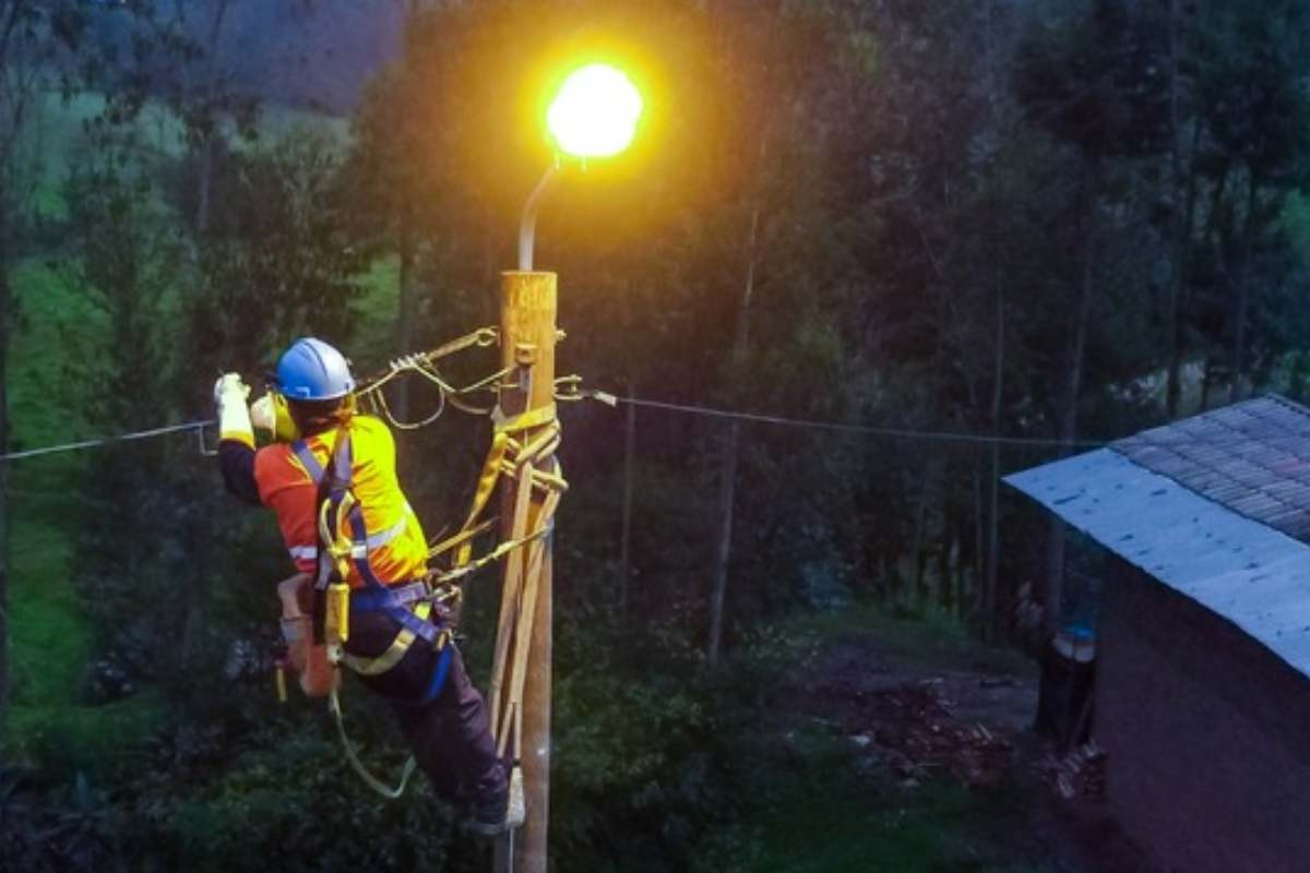 cartera-de-proyectos-de-electrificacion-rural-en-loreto-alcanza-inversiones-de-s850-millones