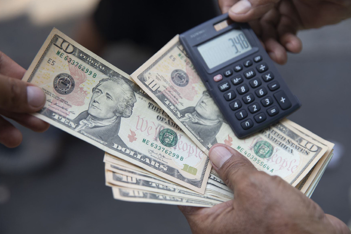 <p>Tipo de cambio: dólar saltó a S/3.47 y alcanzó su mayor nivel en un mes en la antesala de la segunda vuelta</p>