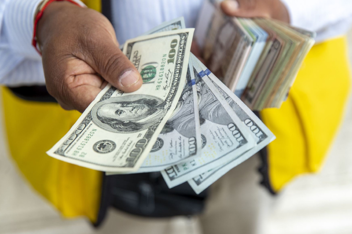 tipo-de-cambio-dolar-revirtio-tendencia-y-cerro-en-s341-en-medio-del-ajustado-conteo-electoral