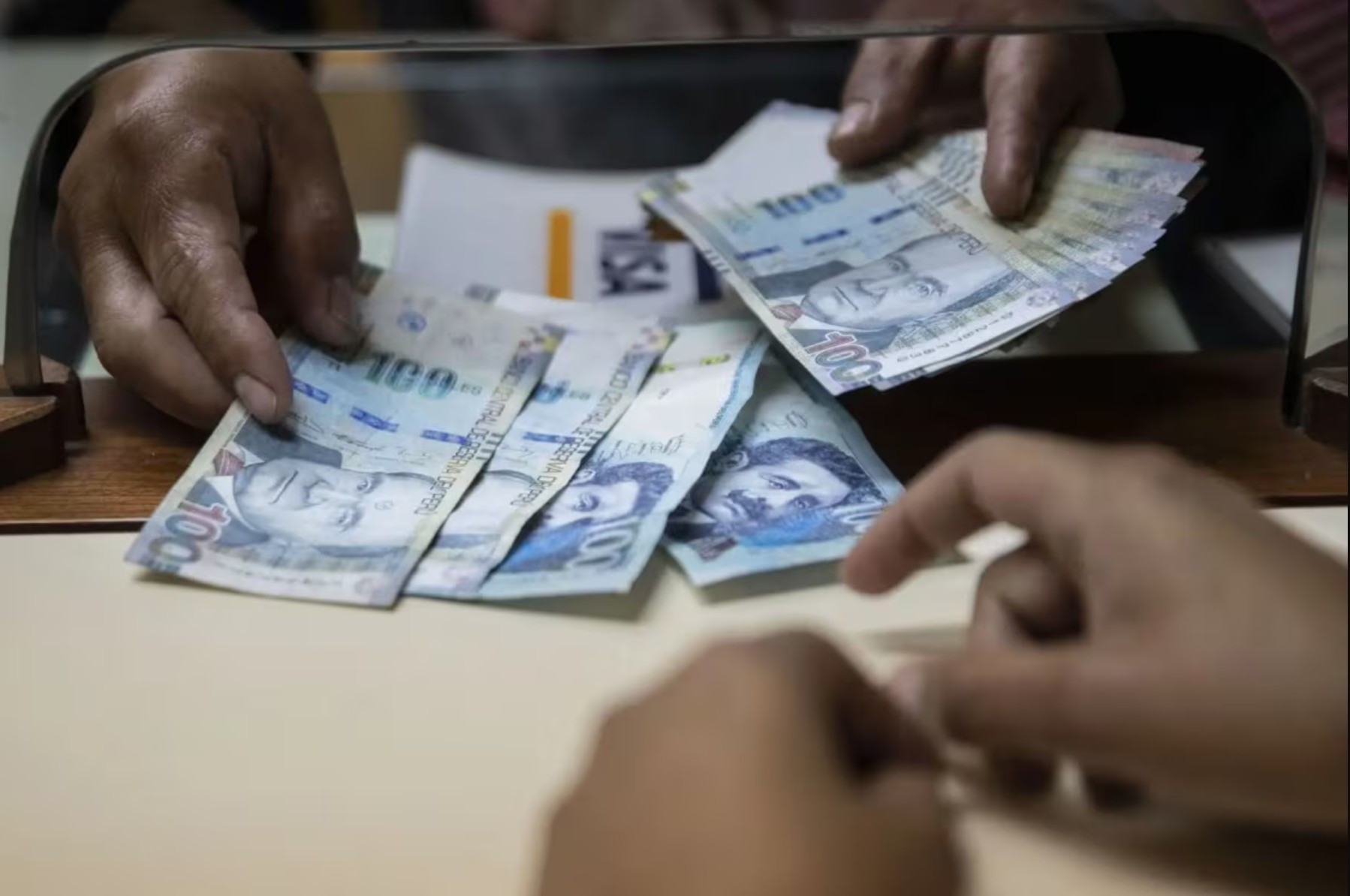 <p>Fondos mutuos: resisten la incertidumbre y se alistan para ampliar su oferta</p>