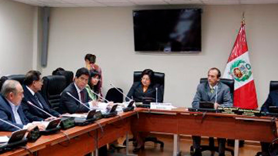 Congreso: Comisión de Trabajo amplió a diez años el plazo para reclamar derechos laborales