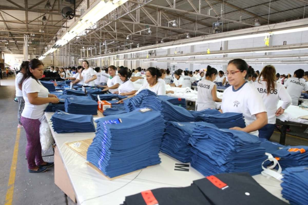 inei-empleo-adecuado-crecio-96-de-marzo-a-mayo