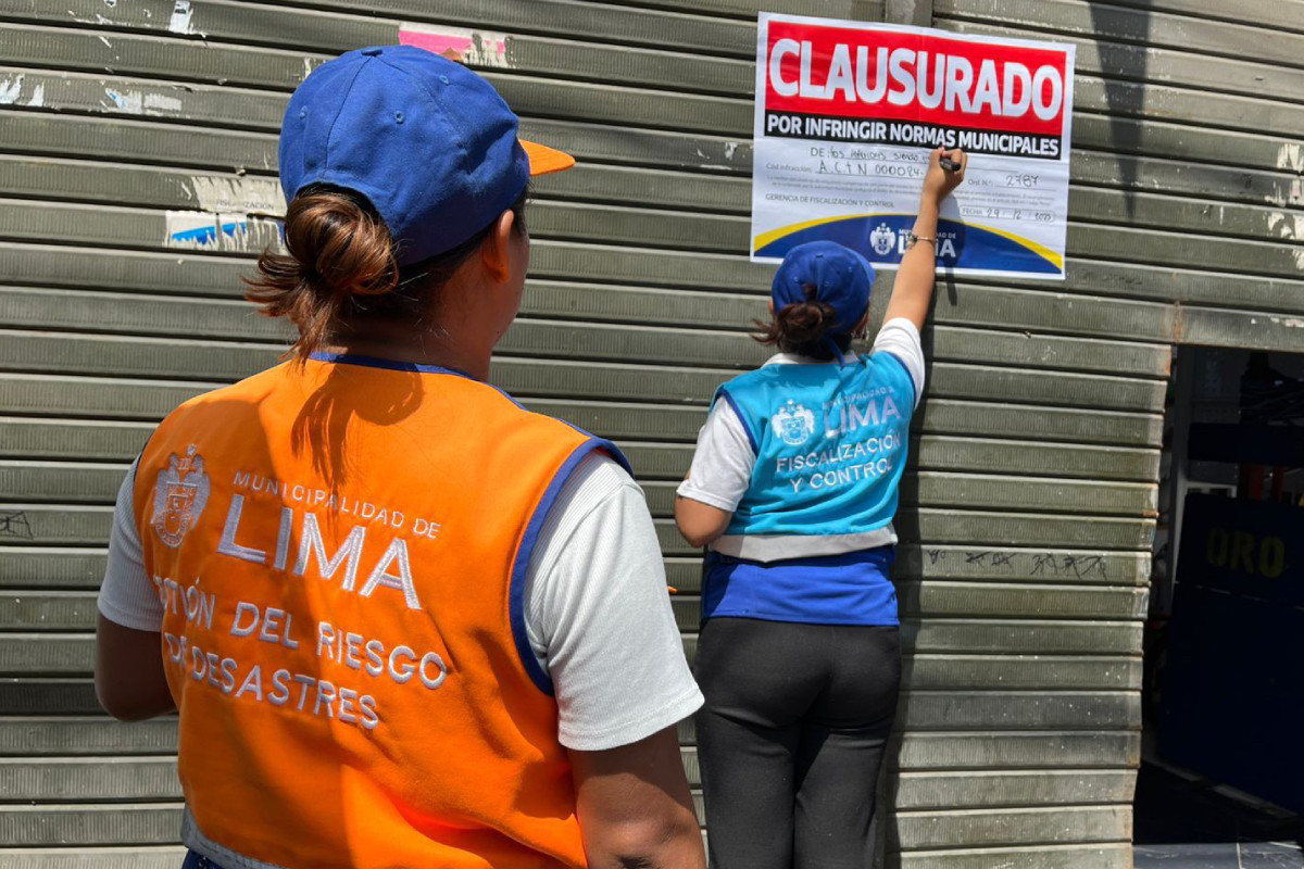 <p>Indecopi declaró ilegal prohibir depósitos y almacenes en el centro histórico de Lima</p>