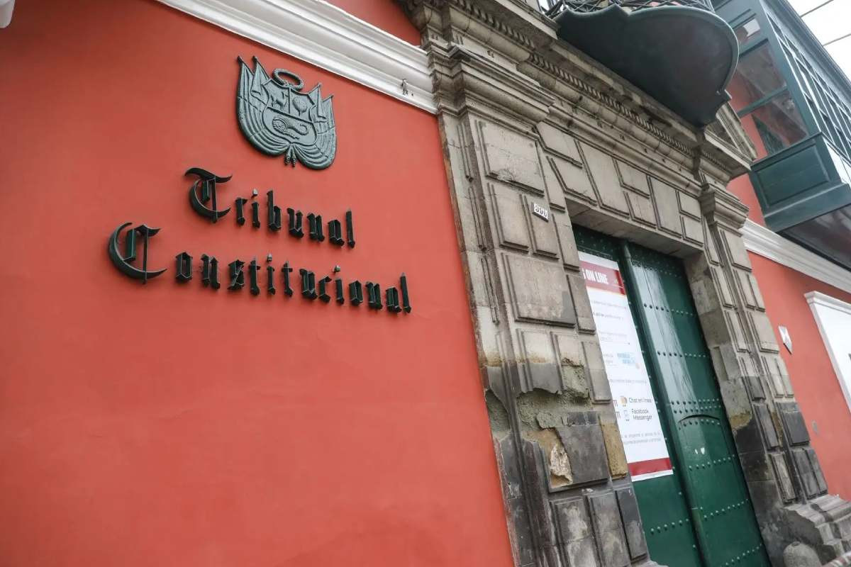 [Editorial] A recuperar la iniciativa 