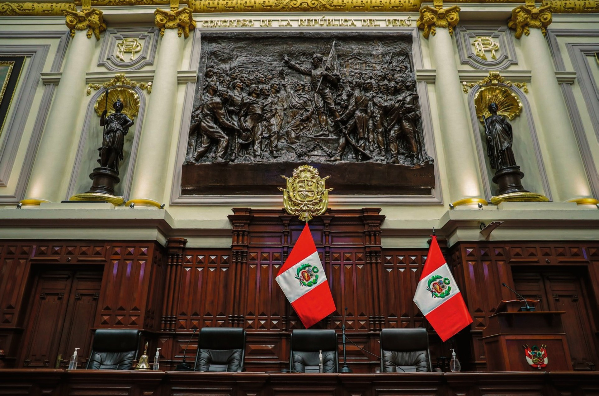 <p>Facultades legislativas: los ejes del pedido que Fuerza Popular enviaría al Congreso</p><p><br></p>