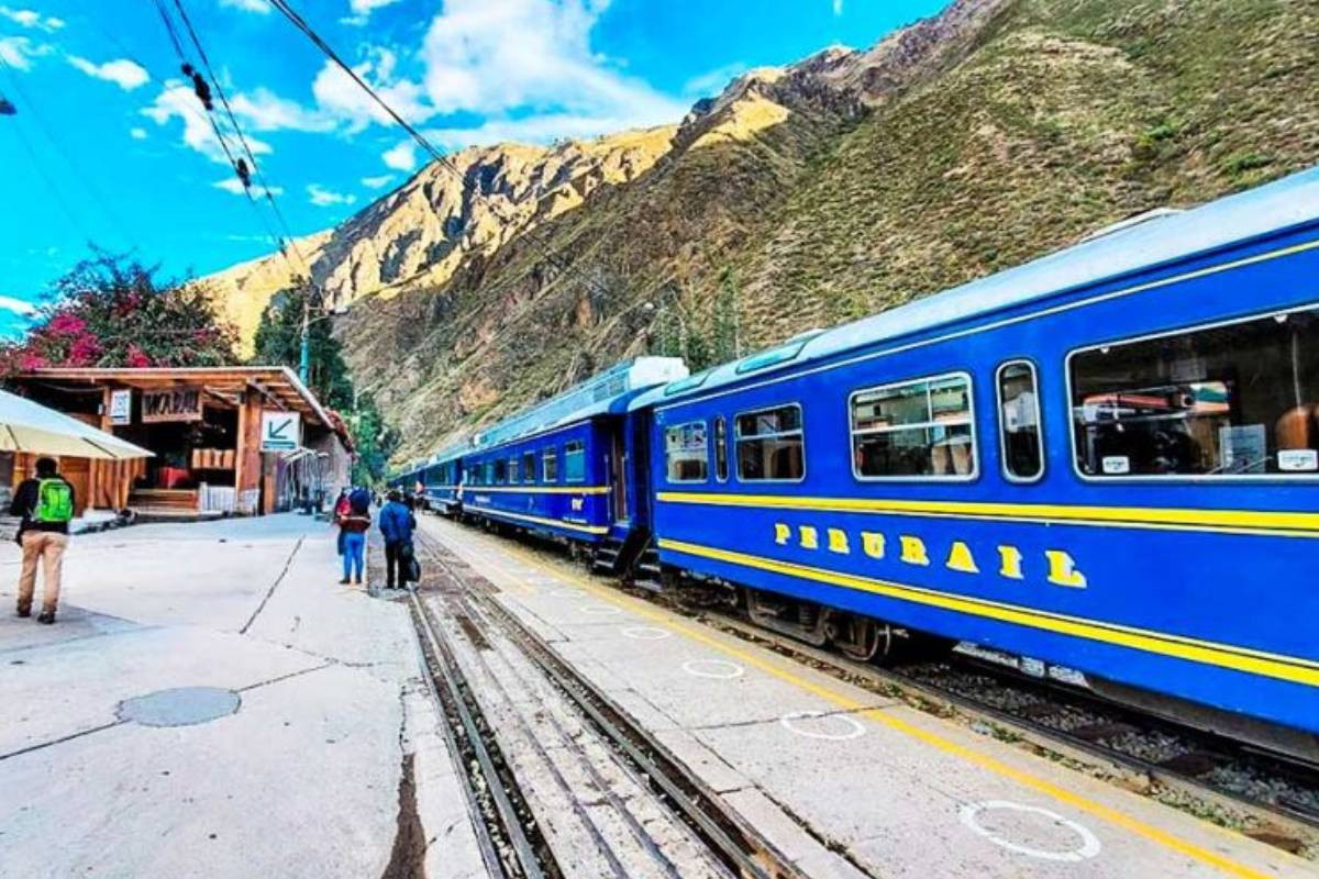 cierran-temporalmente-via-ferrea-ollantaytambo-machu-picchu-por-incendio-forestal