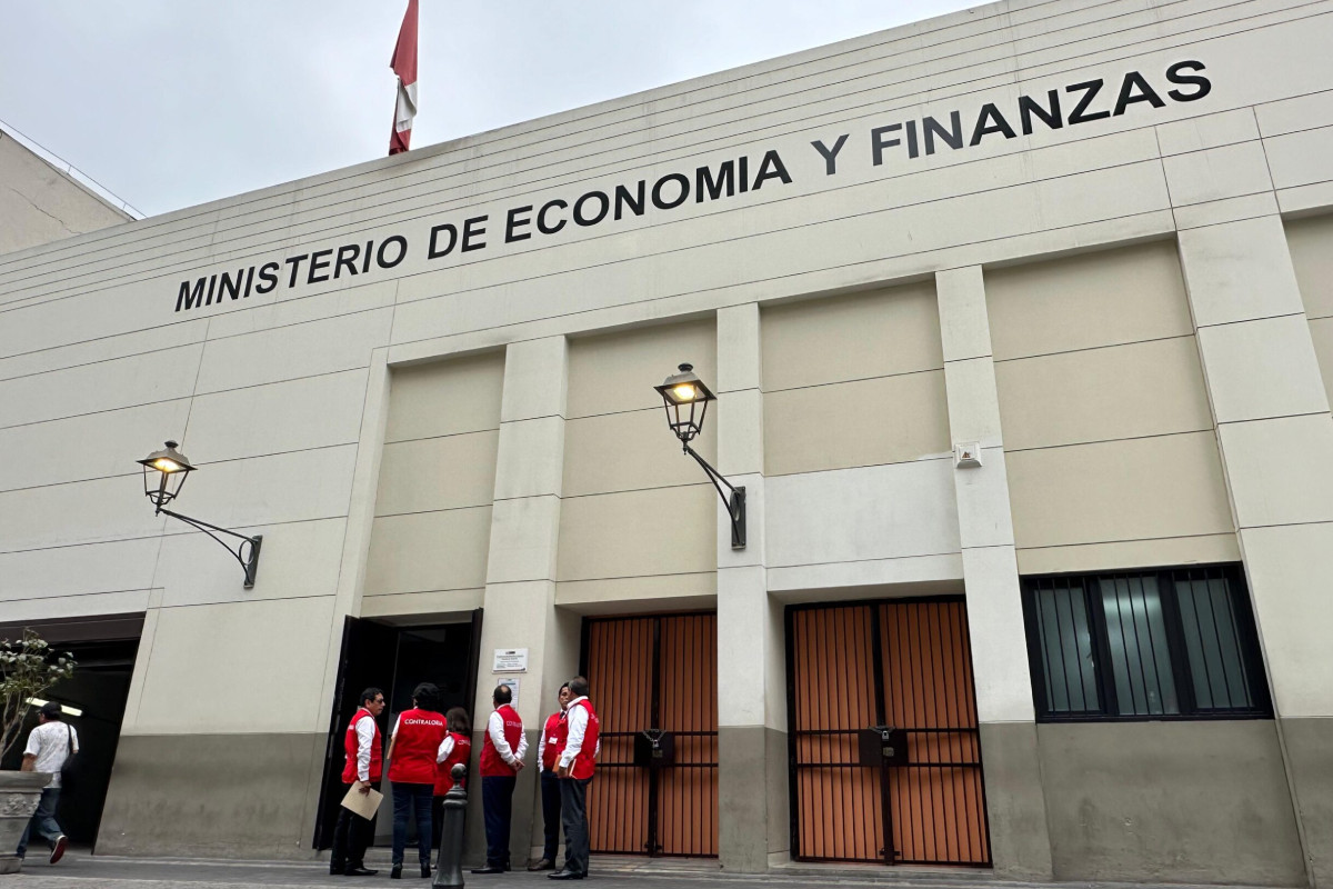 <p>Consejo Fiscal califica de “exigente” crecimiento proyectado en el MMM 2027-2030 y advierte sobre ingresos transitorios</p>