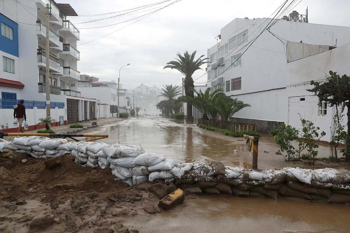gobierno-declaro-en-emergencia-distritos-de-23-regiones-del-pais-ante-el-nino