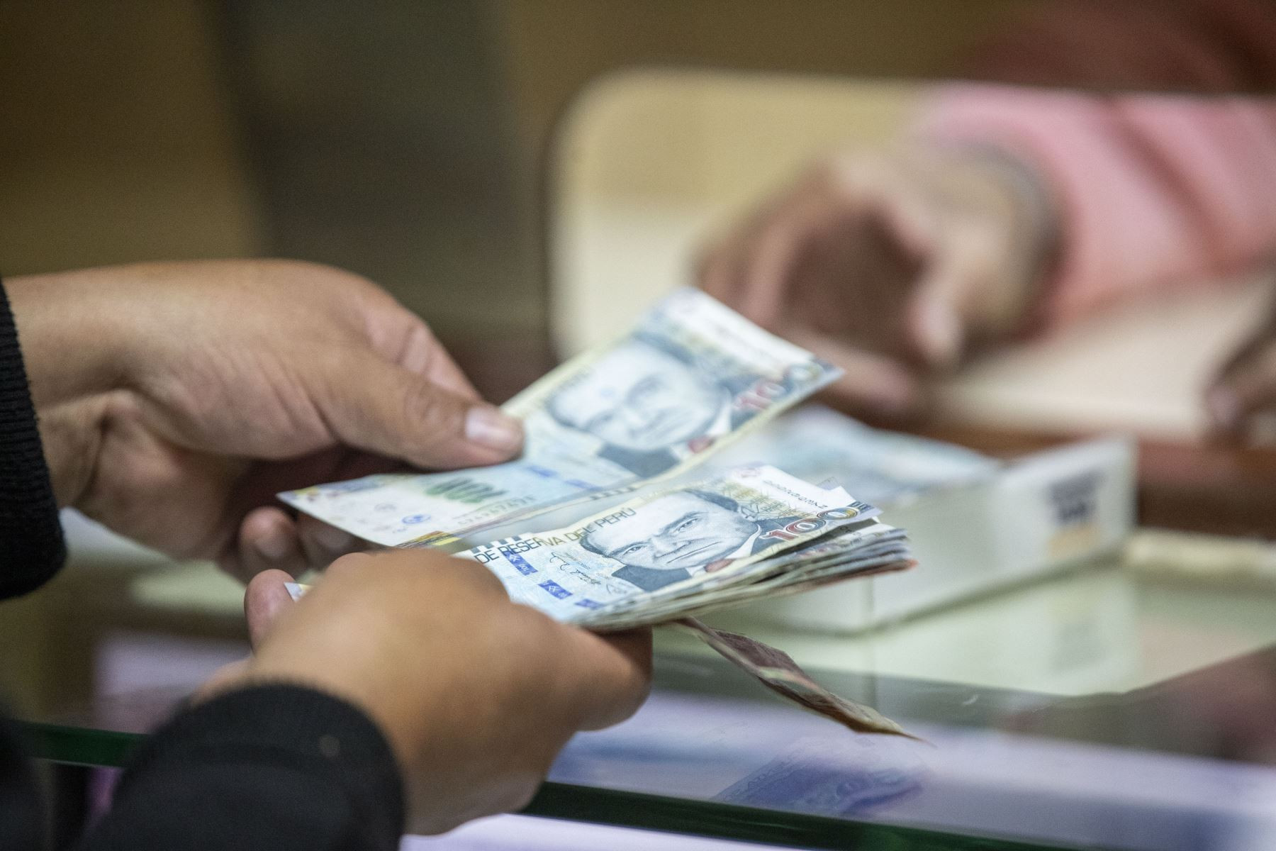 Sueldo Mínimo: CNT aprobó aumento de S/1,300, pero sin fecha definida