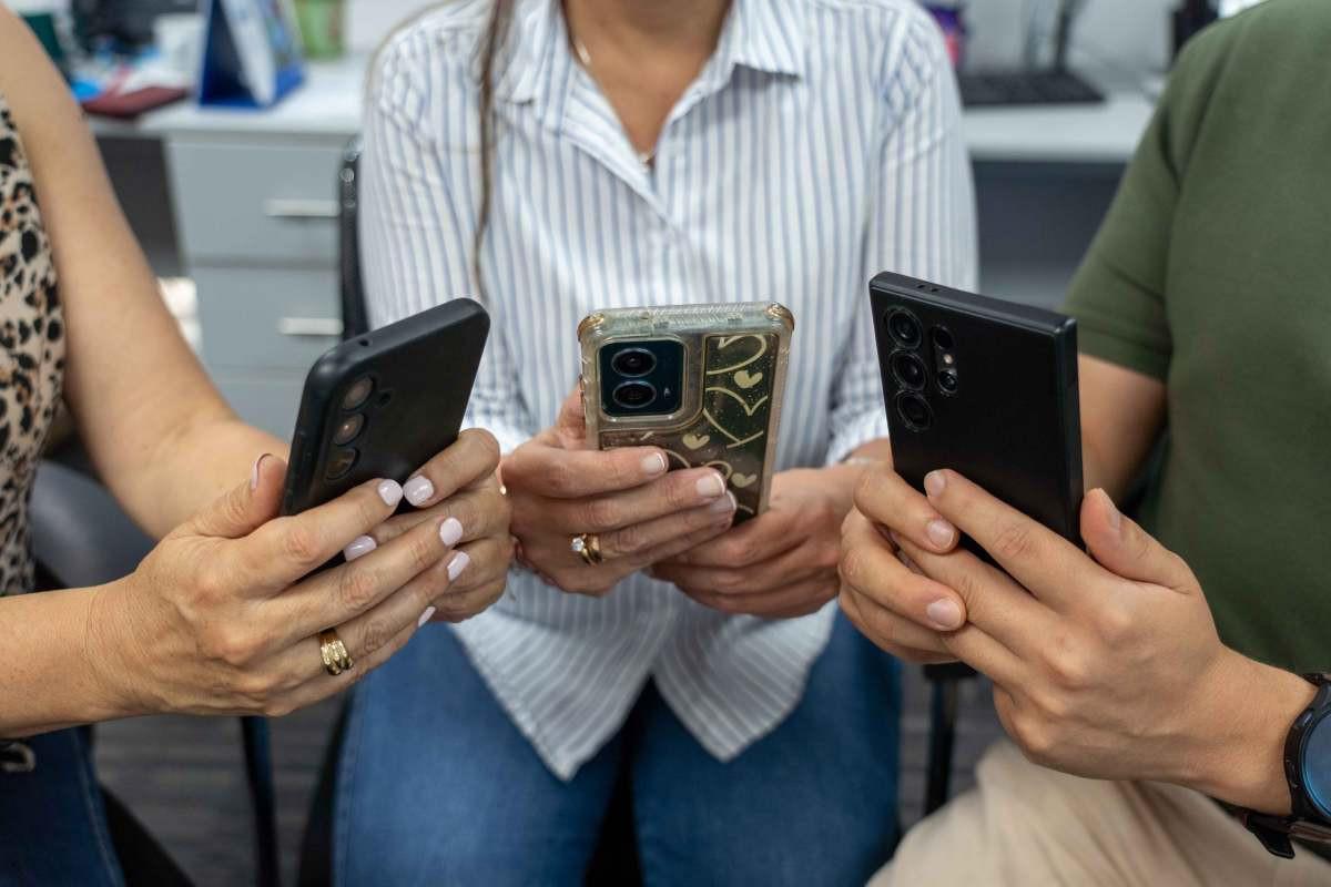 osiptel-claro-lidero-portabilidad-con-mas-de-39700-lineas-moviles-pospago