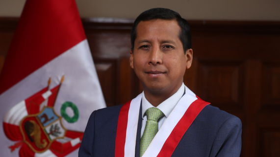 Presidente de la Comisión de Economía de Diputados: "Llamo a los fujimoristas al consenso, para que entiendan que el pedido de la delegación de facultades está mal elaborado"