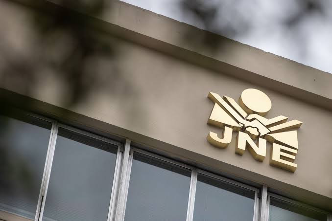 editorial-una-costosa-indecision