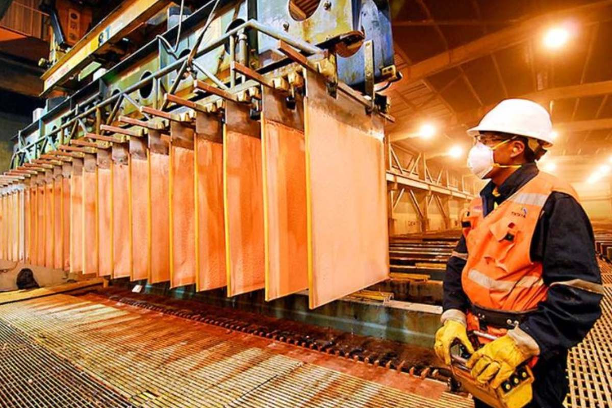 bcr-balanza-comercial-acumulo-un-superavit-interanual-de-us47723-millones-a-agosto