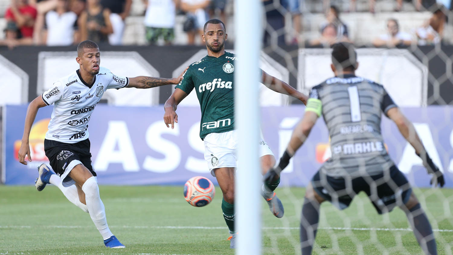 Clubes paulistas solicitam ajuda à FPF para receber cota de TV da Globo; entenda