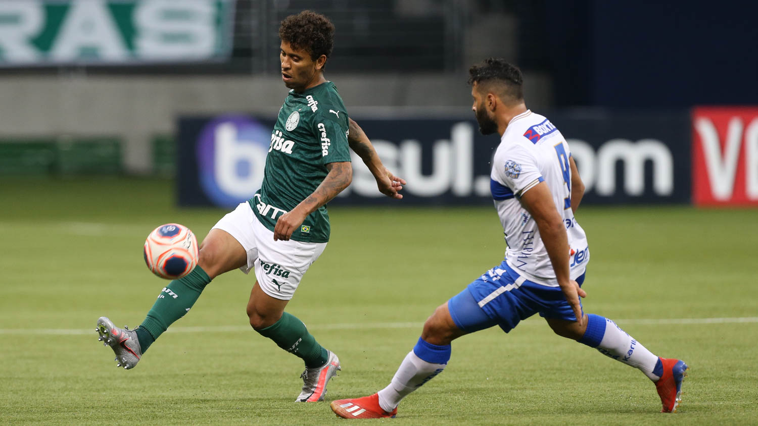 Marcos Rocha e Renan testam positivo para a Covid-19 e desfalcam Palmeiras