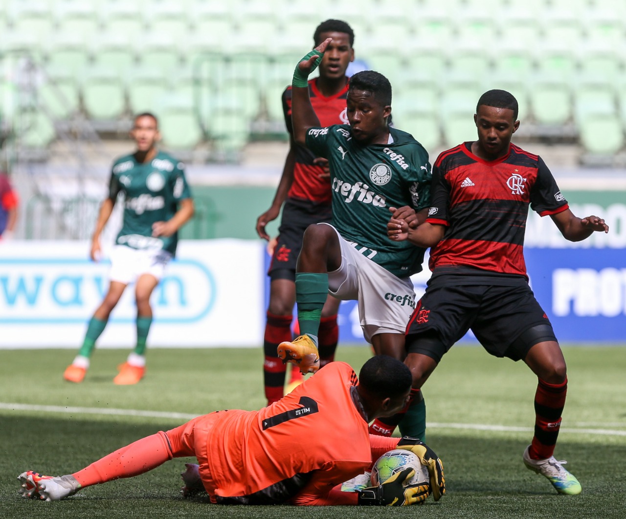 Sub-17: Palmeiras fica no empate com o Flamengo e se despede do Brasileirão