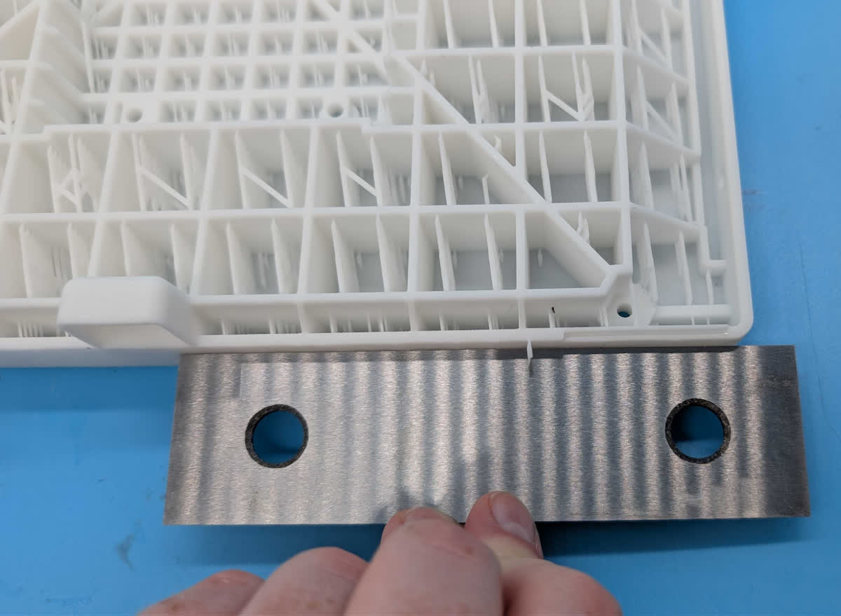 Form 2 printer base with no warpage