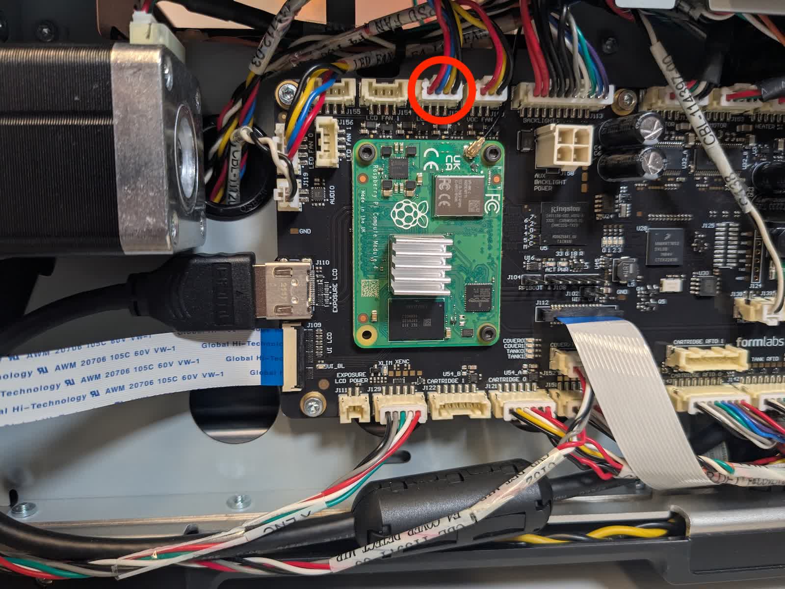 斷開 LPU 風扇連接線