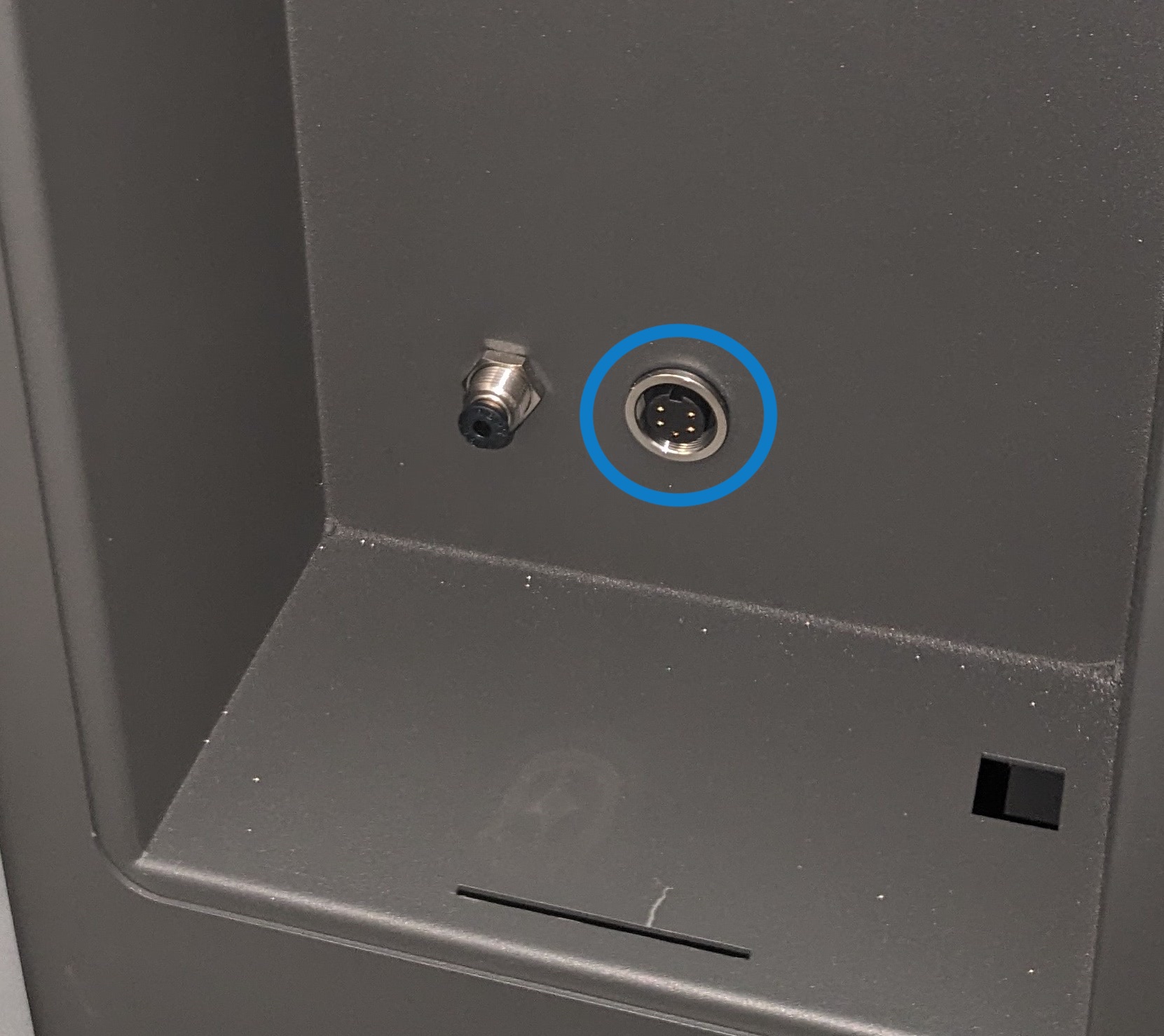 Fuse Blast polishing cavity with power port annotated